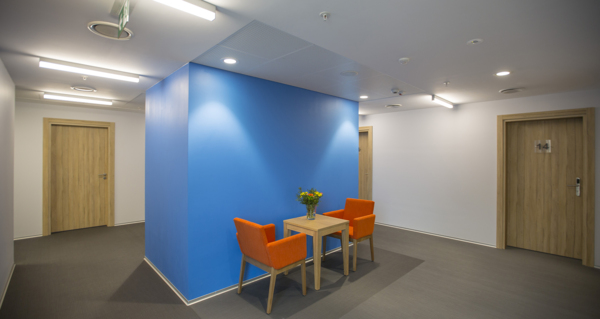 RONALD MCDONALDI MAJA